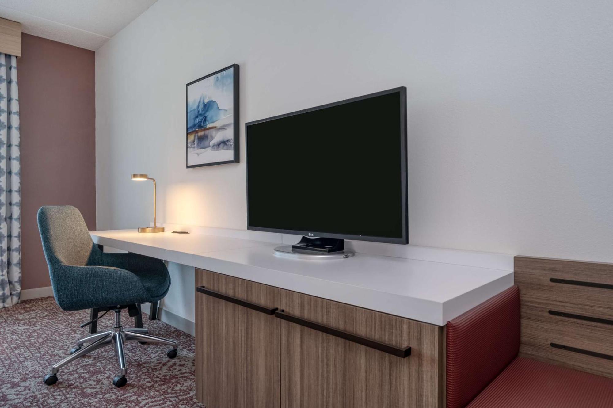 Hilton Garden Clarksburg